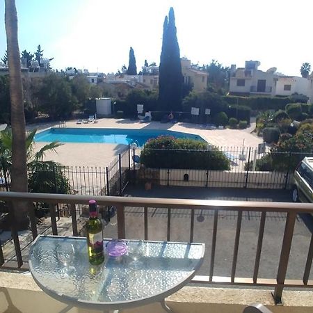 'Chez Antoine' Pool-View 5Min From Sea Apartamento Pafos Exterior foto