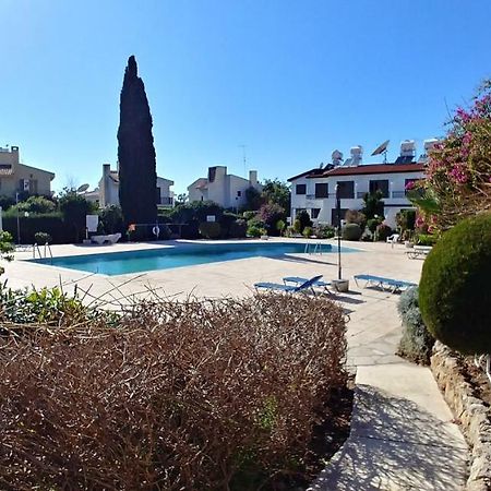 'Chez Antoine' Pool-View 5Min From Sea Apartamento Pafos Exterior foto